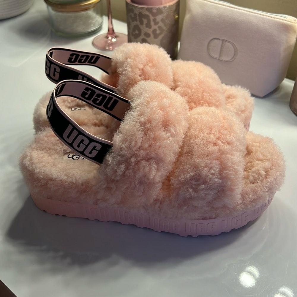 UGG Fluff Yeah Platform Slides